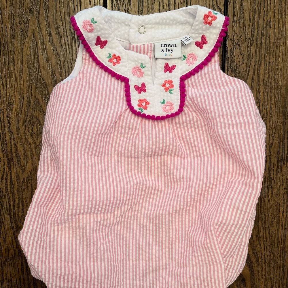 Crown & Ivy 9 month baby girl bubble outfit